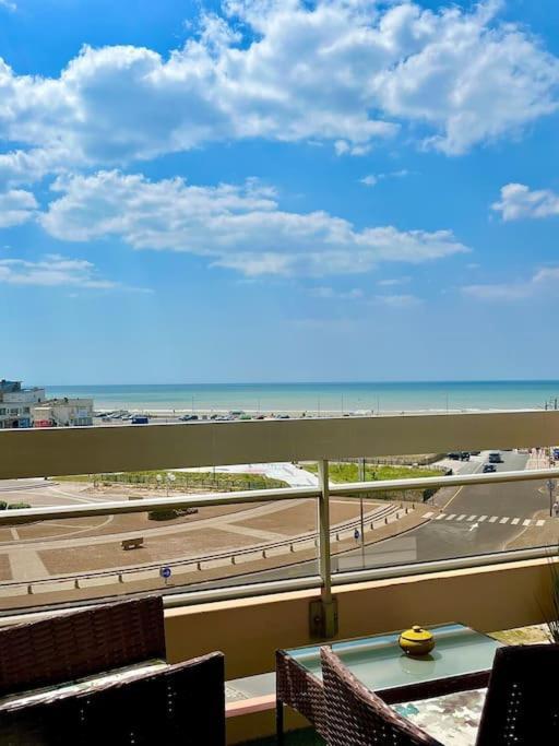 Duplex Cosy Avec Vue Mer Apartment Cucq Exterior foto